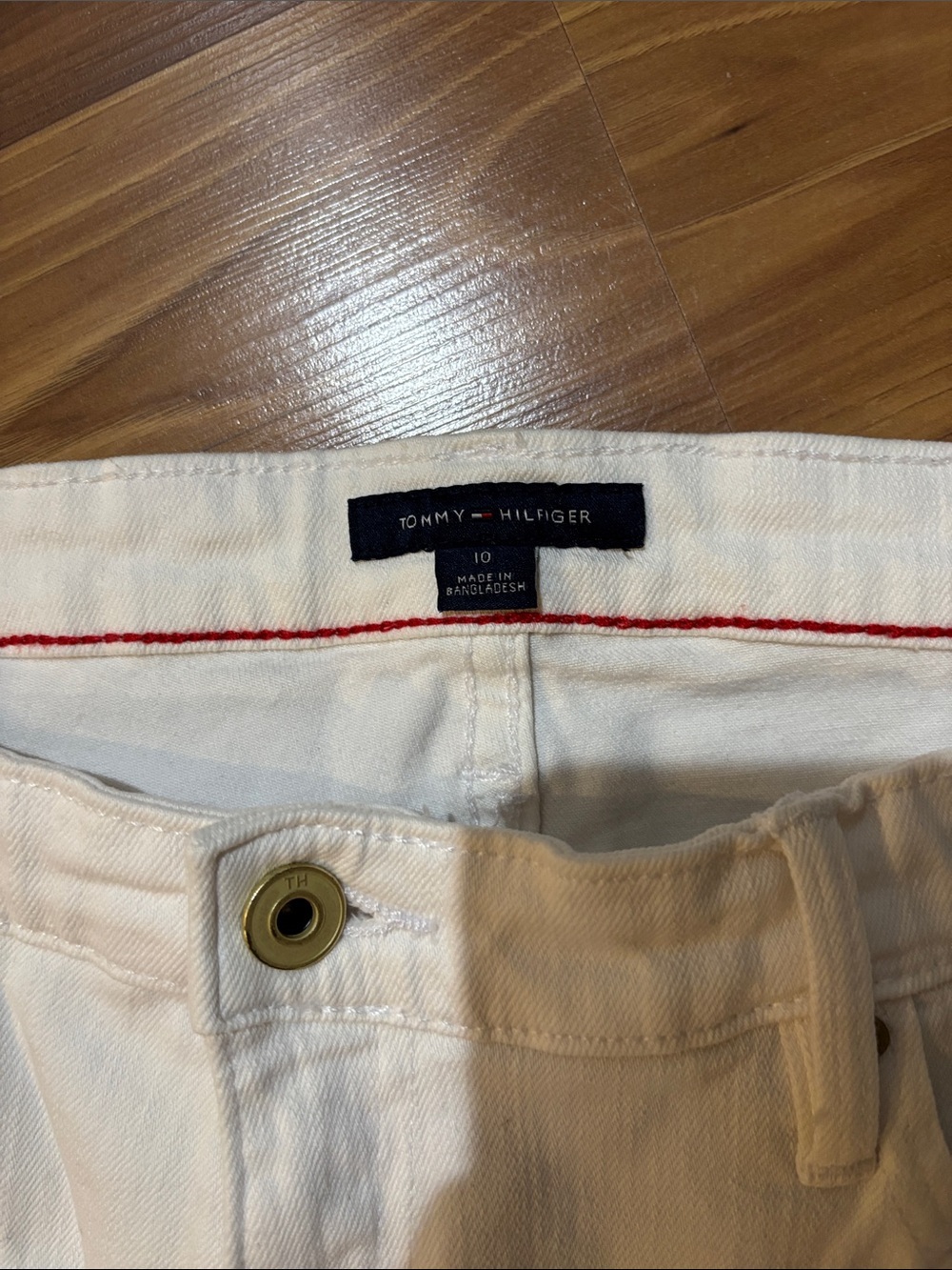 Tommy Hilfiger White Rolled Hem Bermuda Shorts - Picture 2 of 4